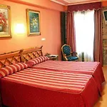 Hotel Mur Hotel 2*